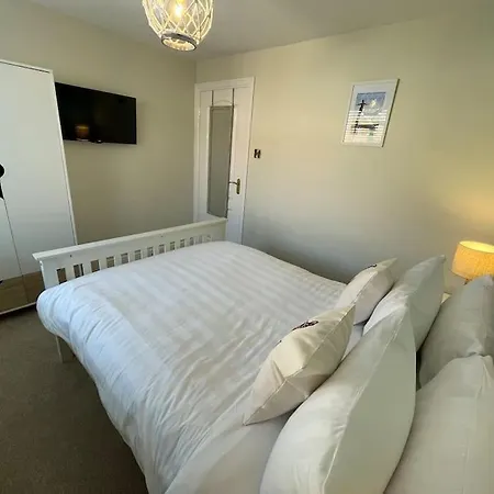 The Breakwaters, One Min From Harbour & Beach Apartment *